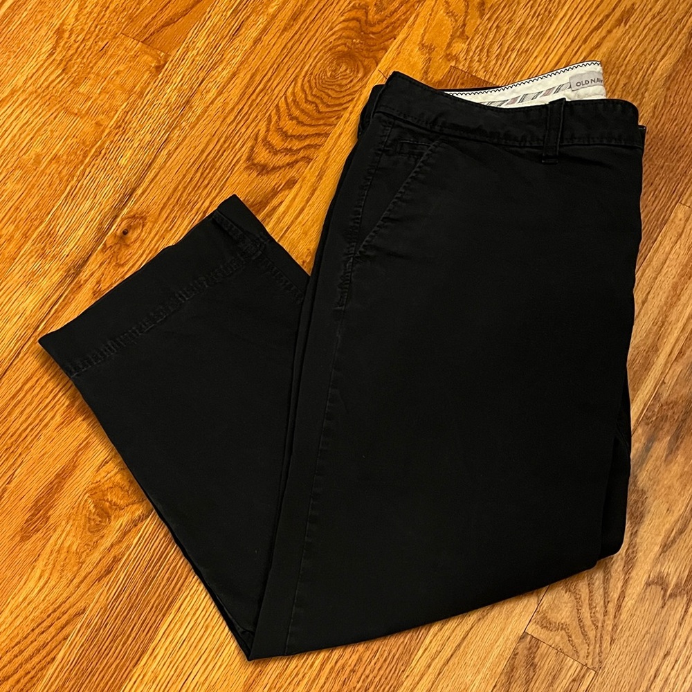 Black Chino Capri Pants